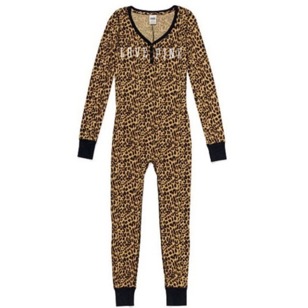 💕 Vs PINK Cheetah Print Onsie